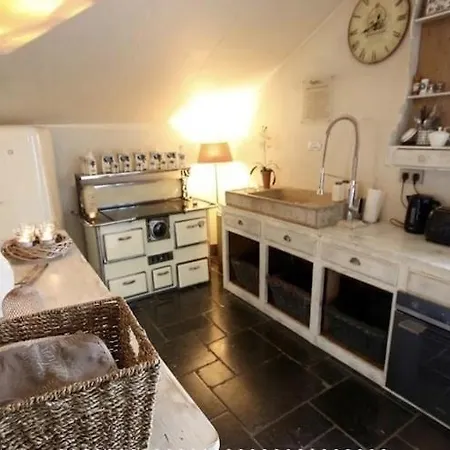 بيت للعطل Luxury Retreat In
