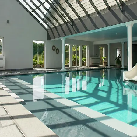 Luxury Retreat In بيت للعطل *