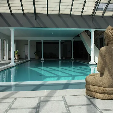 Luxury Retreat In بيت للعطل