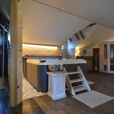 Luxury Retreat In بيت للعطل
